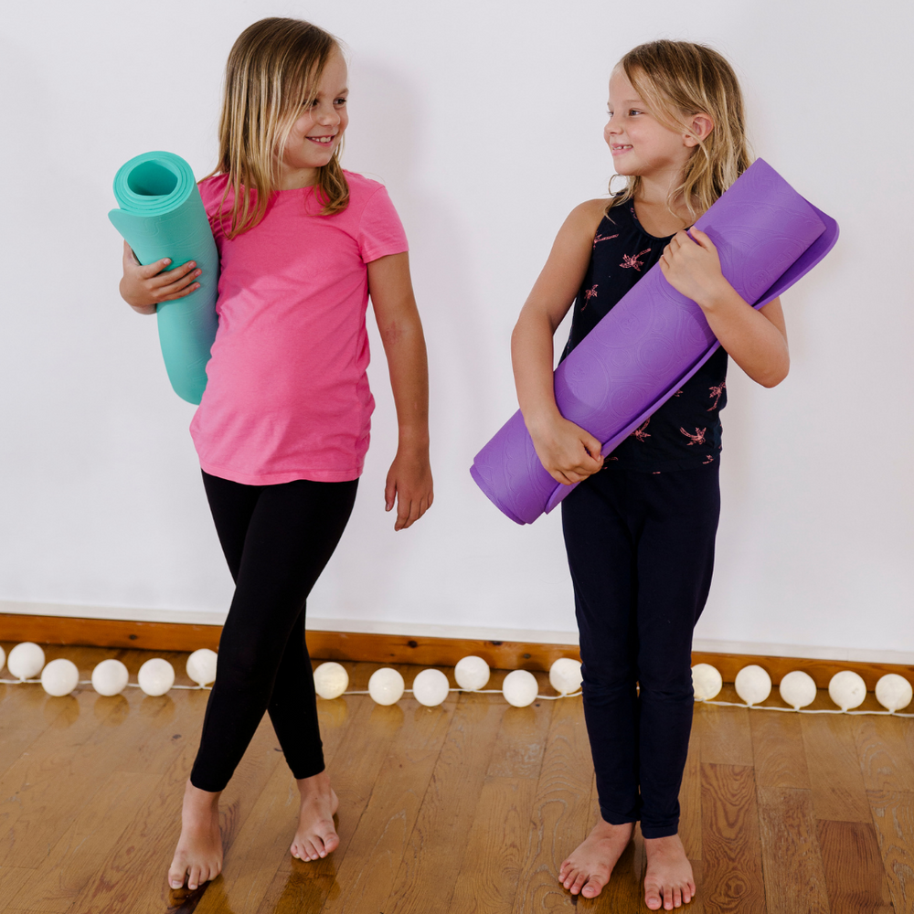 Yoga for Kids, Kids Yoga Mat Grey & Yoga Pose e-Book